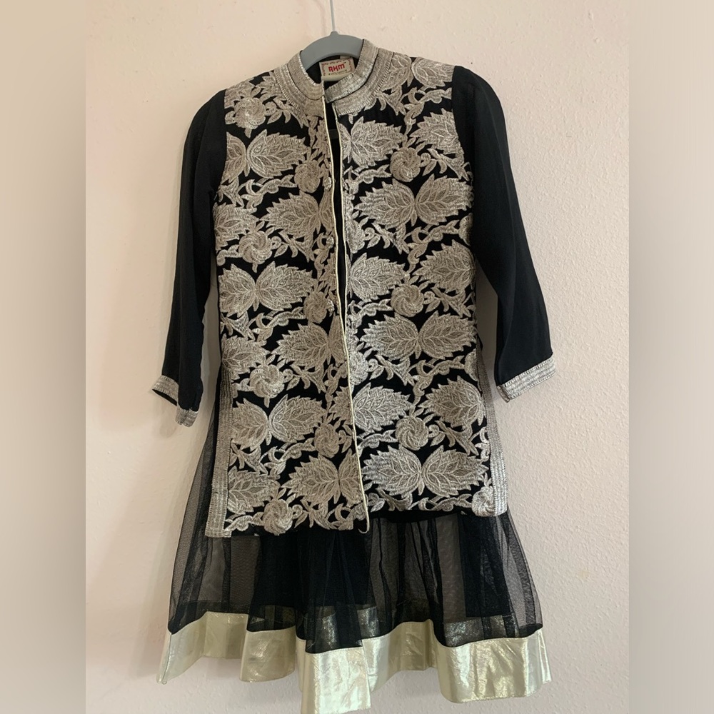 Pakistani fancy 4-piece kids girls black dress embroidery size 24 for eid